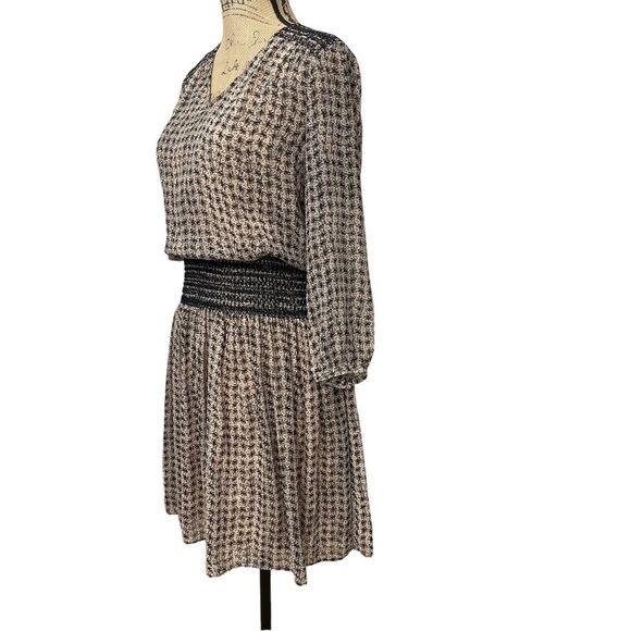 Anthropologie Vanessa Virginia Tan Black Smocked Waist Dress Size XS - Picture 5 of 16